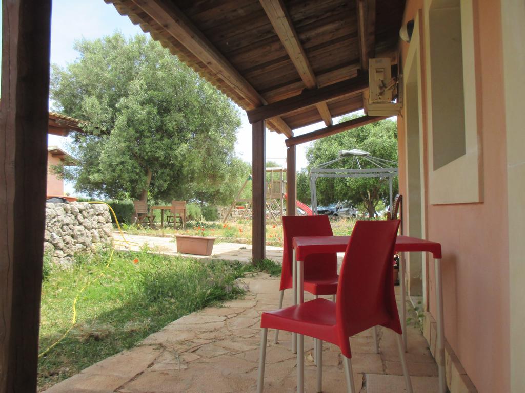 Le Mangiatoie Del Re Giordano Villa Avola Luaran gambar